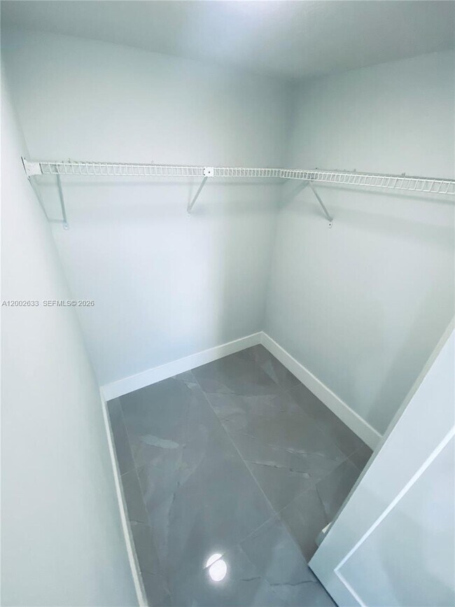 Building Photo - 199 SW 12th Ave