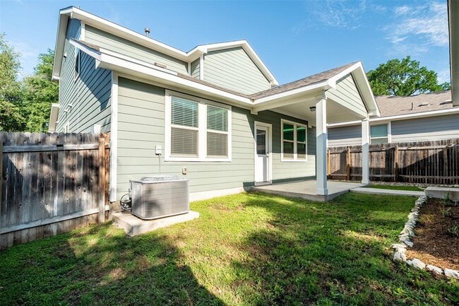 Building Photo - 1808 Pecan Island Dr