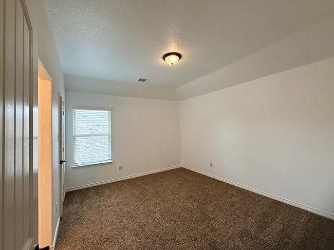 Building Photo - 160 Stevenson Dr