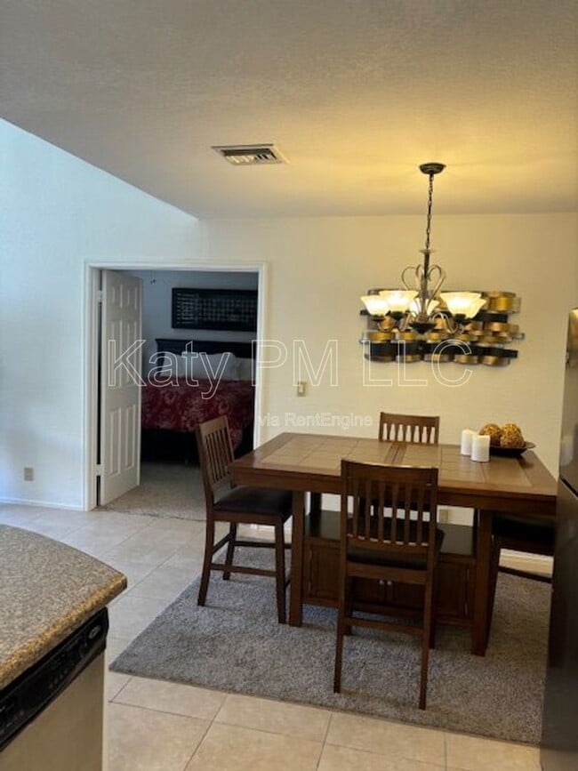 Building Photo - 9708 E Vía Linda