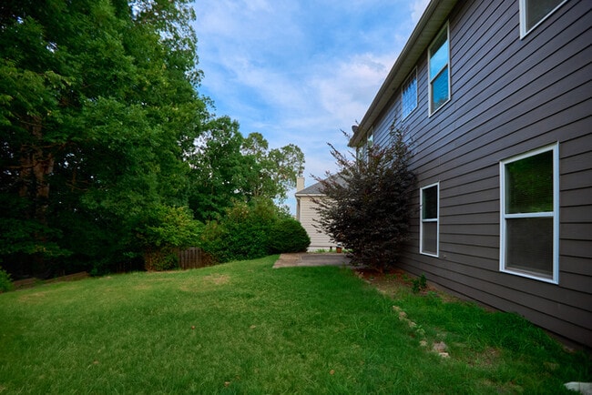 Building Photo - 4 bedroom house in Suwanee