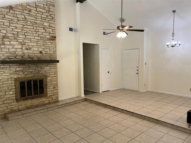 Building Photo - 12607 Lamplight Village Ave