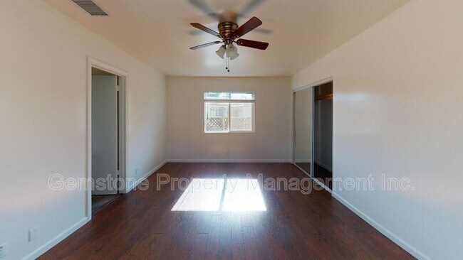 Building Photo - 6203 Mesita Dr