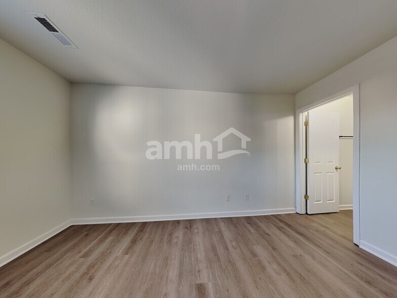 Building Photo - 13104 Young Fawn Ct