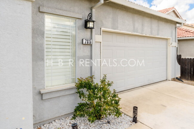 Building Photo - Single Story 3-Bedroom Home in Tracy – 173...