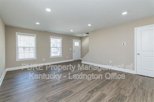 Building Photo - 1122 Judah Bear Blvd