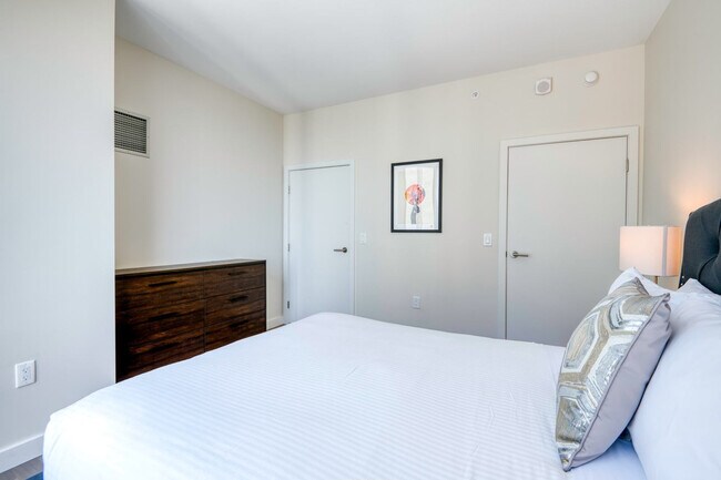 Building Photo - 57-59-59 Belvidere St