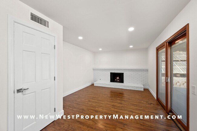 Building Photo - Renovated Poway 5-Bedroom, Available Now! ...