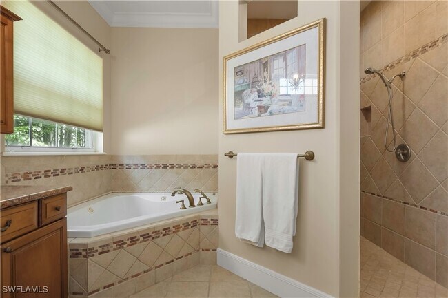 Building Photo - 649 Bow Line Dr