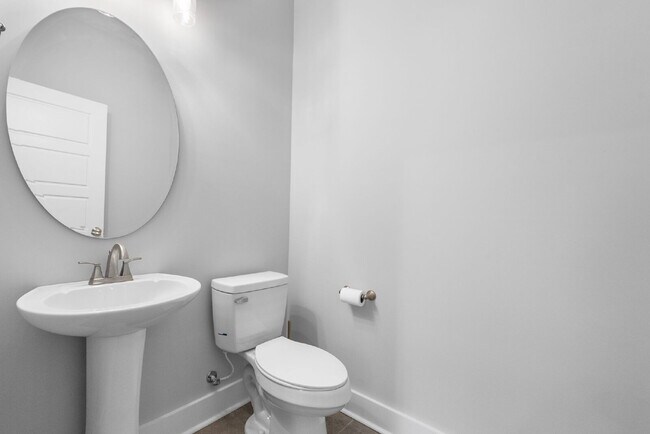 Primary Photo - Beautiful 4 Bedroom, 2.5 Bath Home for Rent!