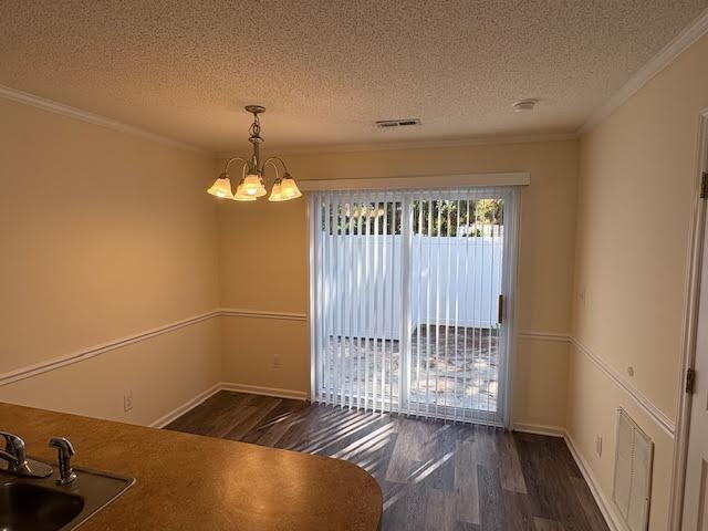 Building Photo - 2152 Flagstone Ct