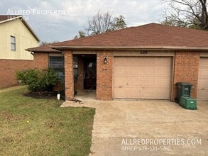 Building Photo - 680 W Martha-