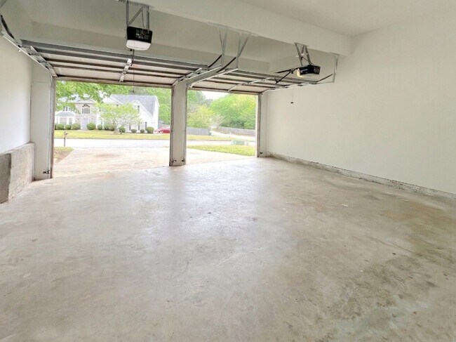 Building Photo - 5983 Hitt Lake Trail