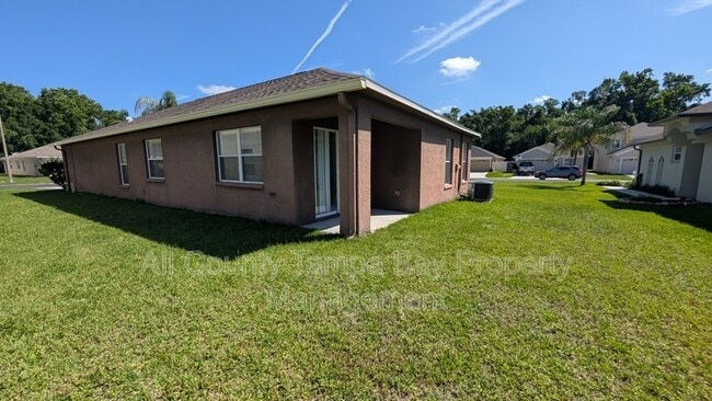 Building Photo - 25820 Crippen Dr