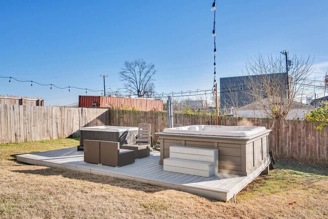 Building Photo - 12A Fern Ave