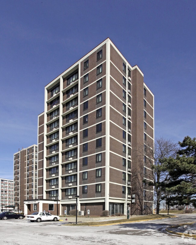 Central Park Towers 120 S State St Elgin IL 60123 Apartment Finder