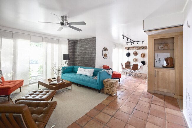 Primary Photo - 7740 E Heatherbrae Ave