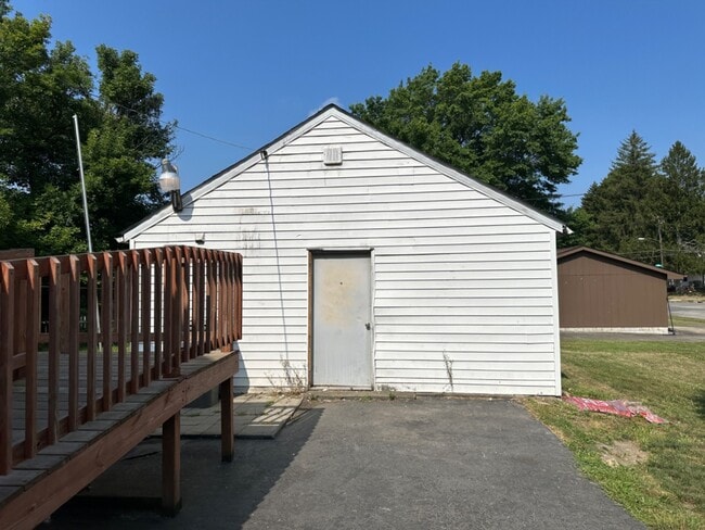 Building Photo - 110 Halls Heights Ave