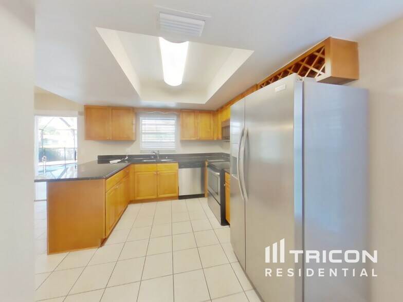 Building Photo - 5311 Starhill Pl