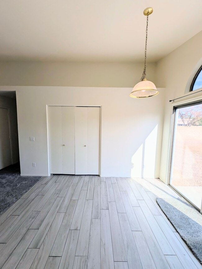 Building Photo - AVAILABLE NOW IN GREAT GILBERT LOCATION - NEELY RANCH!!!