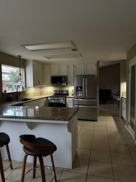 Building Photo - 1006 Acaciawood Ct