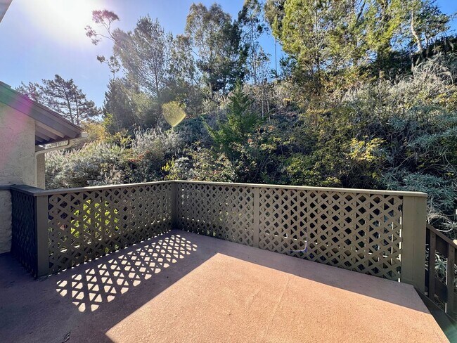 Building Photo - Stunning 3BD Home in Costa Mesa — 2 Car Attached Garage, Pool, Tennis Court & Modern Upgrades