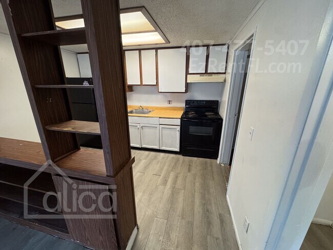 Building Photo - Crest Villas 1 Bedroom 1 Bathroom - Ask ab...