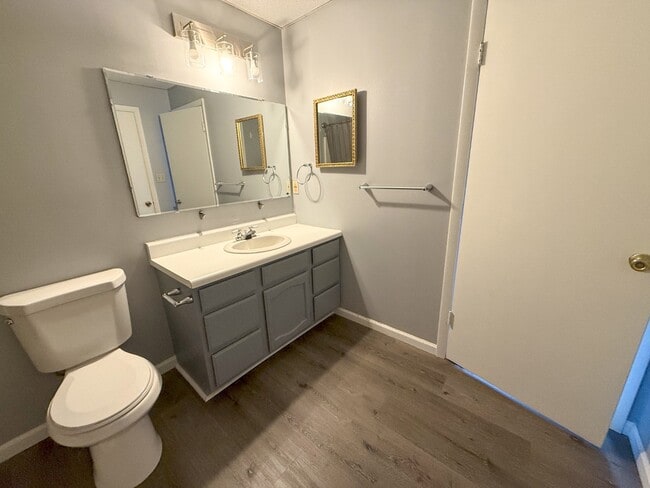 Building Photo - 111 S 12th St