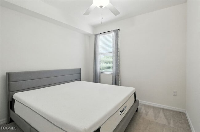 Building Photo - 12039 Hawthorn Lake Dr