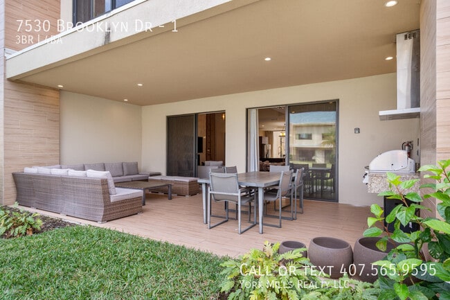 Building Photo - 7530 Brooklyn Dr