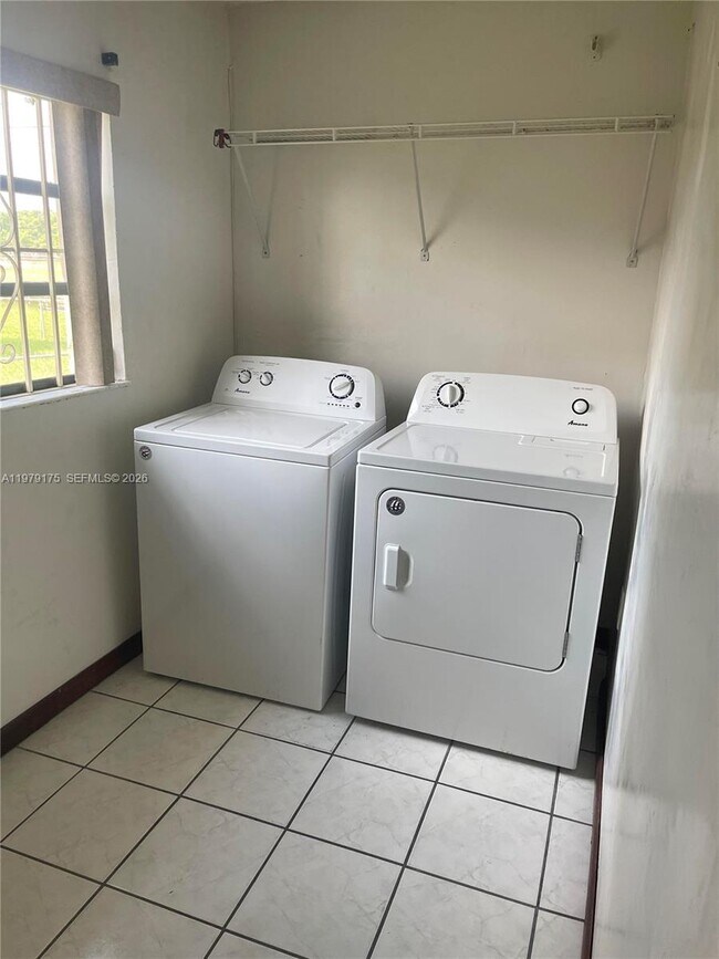 Building Photo - 3241 NW 154th Terrace