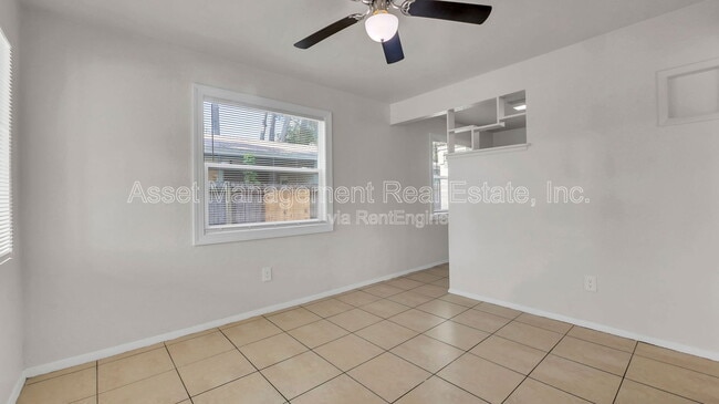 Building Photo - 1711 45th St S