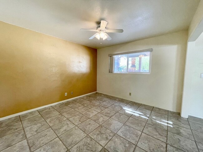 Building Photo - COMING SOON! AMAZING 3 Bedroom 3 Bathroom ...