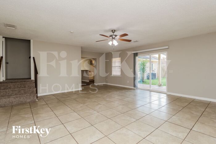 Building Photo - 22626 Guardsman Ln