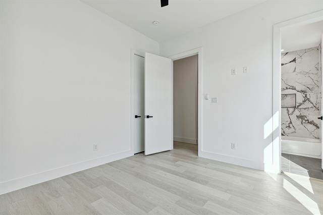 Building Photo - 426 Melba St