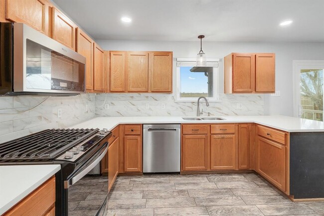 Building Photo - 6212 Speyside Dr