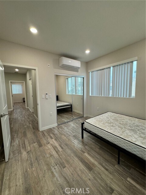 Building Photo - 621 Normandie Ave