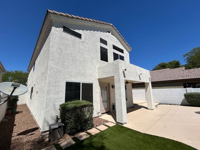 Building Photo - 4447 E Creosote Dr