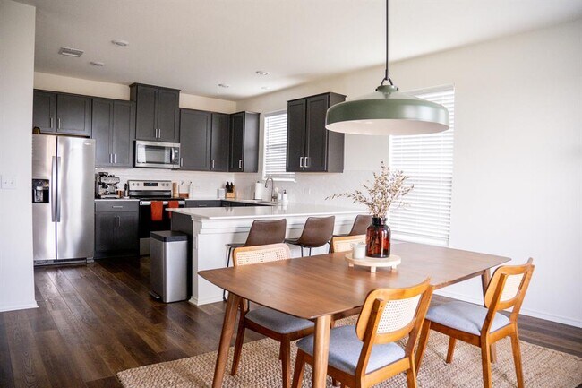 Building Photo - 6305 Conestoga Wagon Way