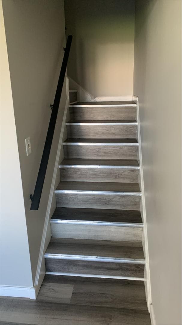 Building Photo - 5510 Beavercrest Dr