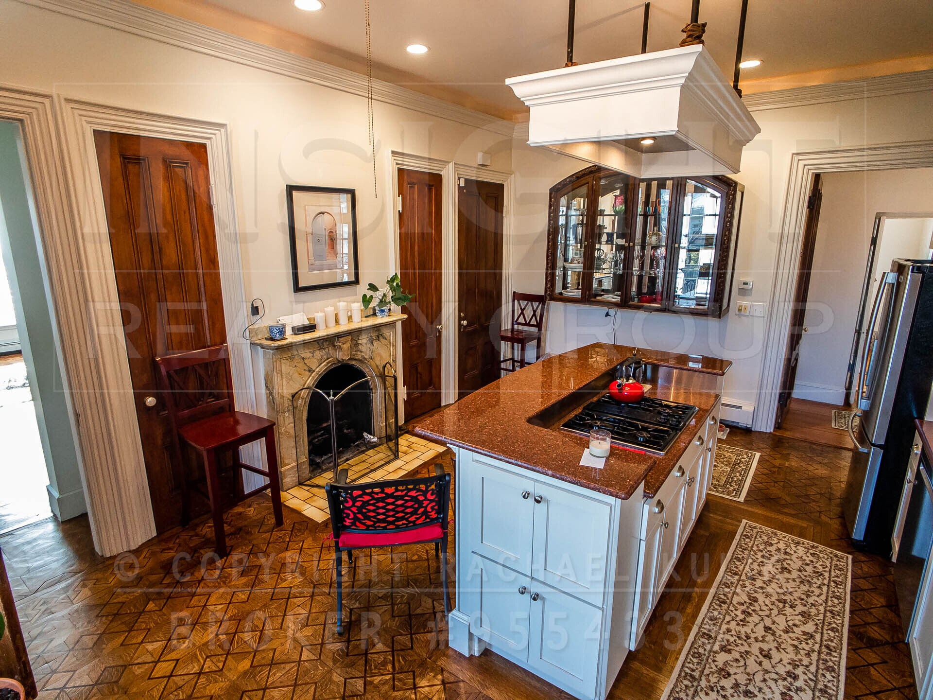 Building Photo - 61 Pond St