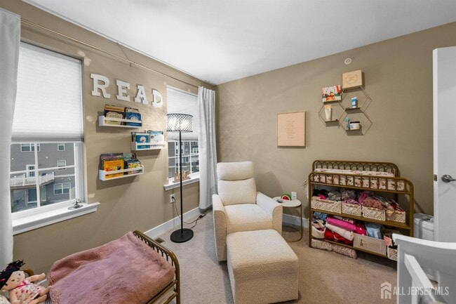 Building Photo - 1901 Swales Ct