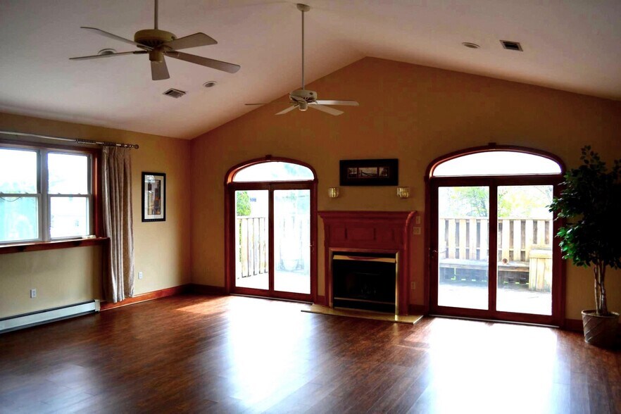 Building Photo - 712 Macdade Blvd