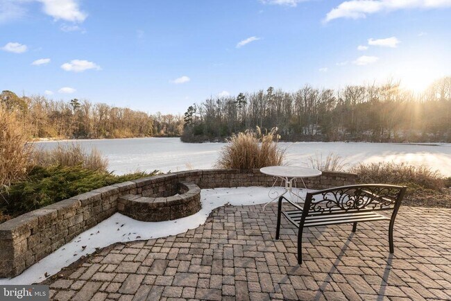 Building Photo - 3535 Meadow Rd