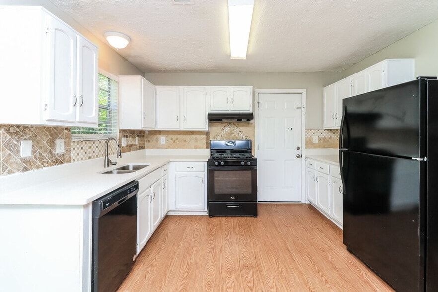 Building Photo - 1630 Carrie Spring