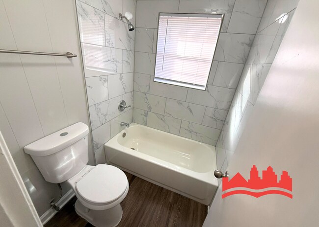 Building Photo - 4061 Mossville St