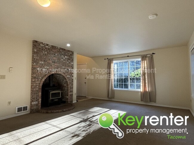 Building Photo - 1051 Paiute Trl