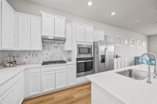 Building Photo - 614 Sandy Bay Ln