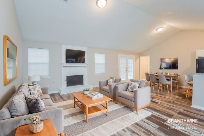 Building Photo - 45 Stoneview Cir