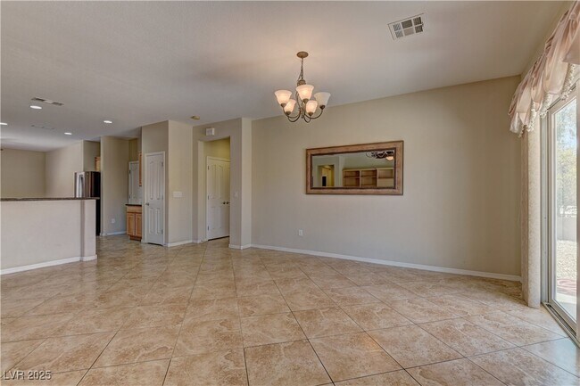 Building Photo - 2365 Wisconsin Dells Dr